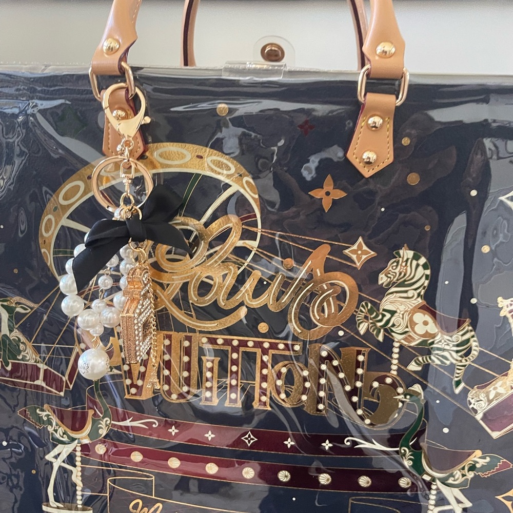 Large Louis Vuitton Holiday Edition PVC Tote Carousel Paris theme - Picture 13 of 17